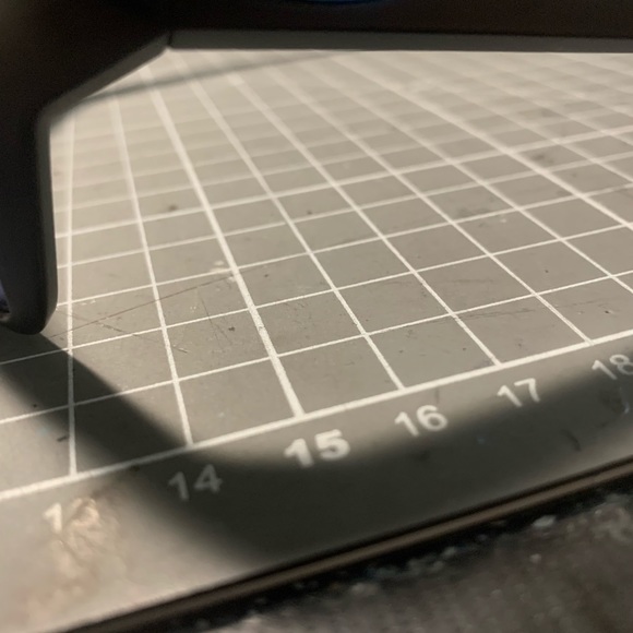 Men’s Oakley sunglasses - Picture 7 of 9